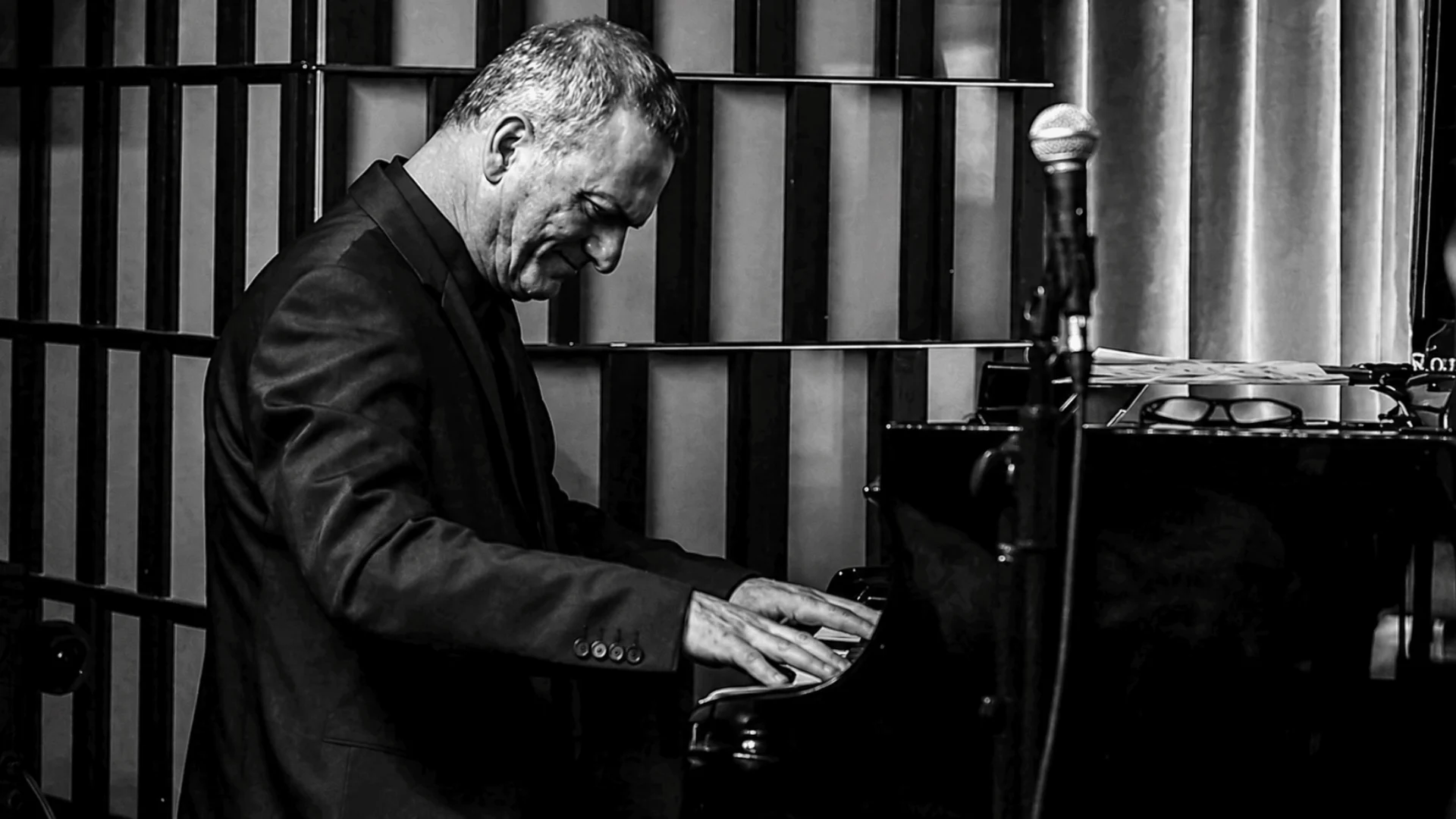 Kerem Görsev Trio