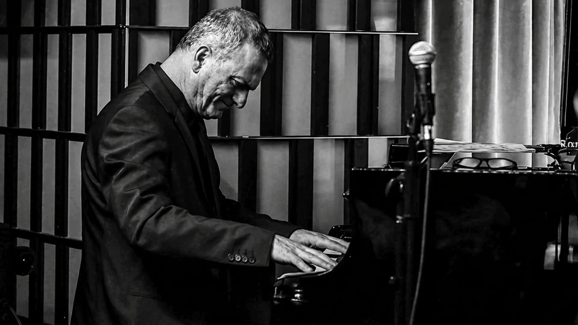 Kerem Görsev Trio